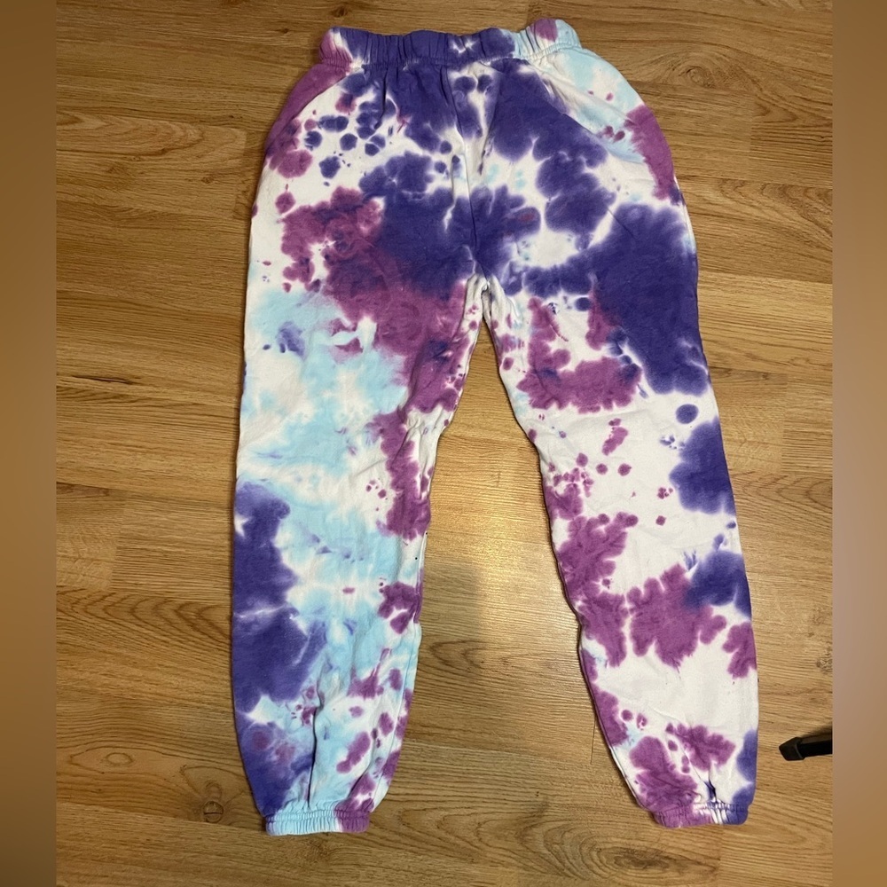 Bucees Vibrant Purple and Blue Tie-Dye Joggers with Elastic Waist medium pants
